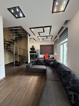 Продається пентхаус вул. Кочубея,33 - фото 1