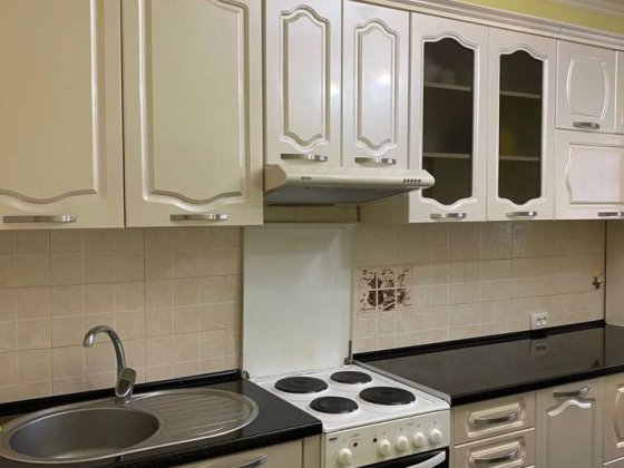 Продам 1-кім. квартиру, Парковий проїзд 10А Черновцы