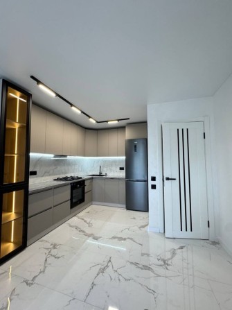 продаж 1,5 км. квартири - фото 1