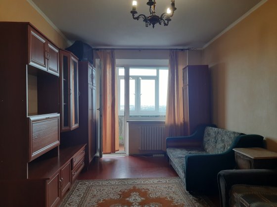 Продам гарну 1 кімнатну 35м2,Сади-2,можл.е-відновлення Полтава