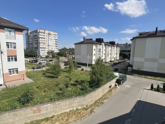 Продаж дворівневої квартири на Лабунського Рівне