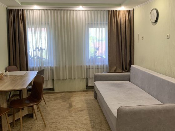 Продам  3 комнатную квартиру возле  С/Г академии Полтава