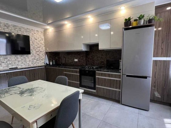 Продаж 2-кімнатної (фактично 3-кімнатної) квартири пр.Лушпи Сумы