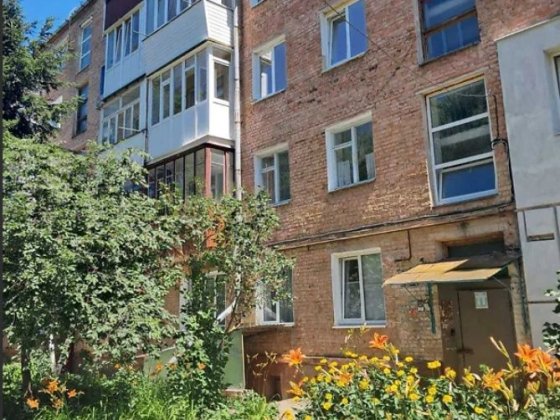 )( Продаж 3-К квартири в житловому стані Рівне