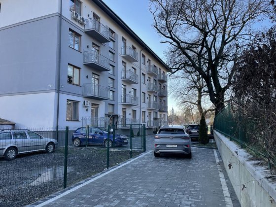 3 - х кімнатна квартира, нова