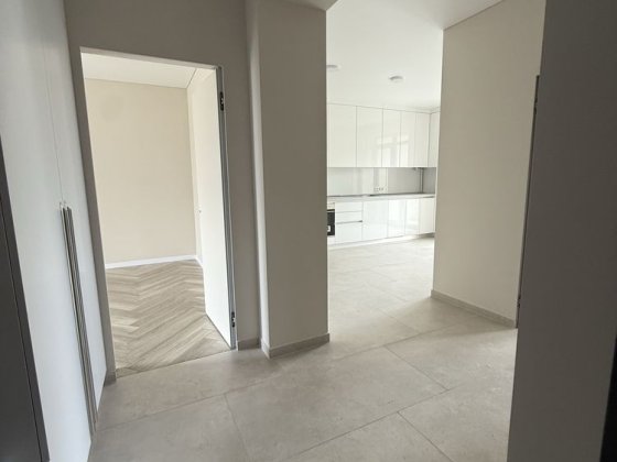 Продаж 2х кім.квартири/ Новий район/. Богомольця/ Газ Ужгород