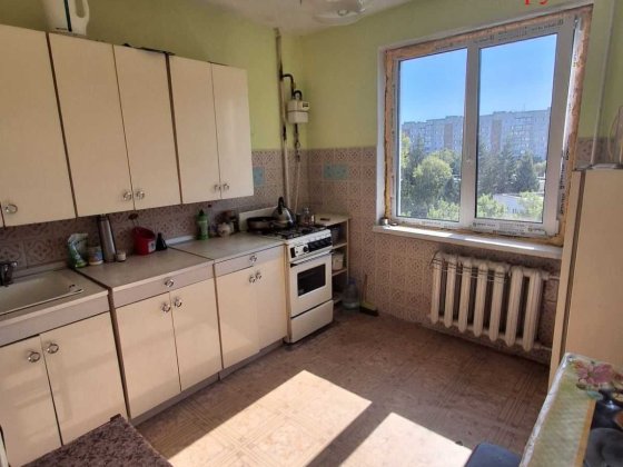 Продається 2-кімнатна квартира в тихому районі міста Черкаси