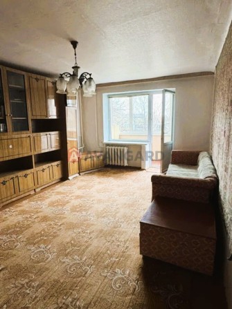 Продам простору 2-кім. квартиру район ЖД - фото 1