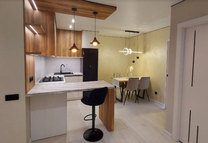 Продаж 2к квартири 57 кв. м на вул. Смакули - фото 1