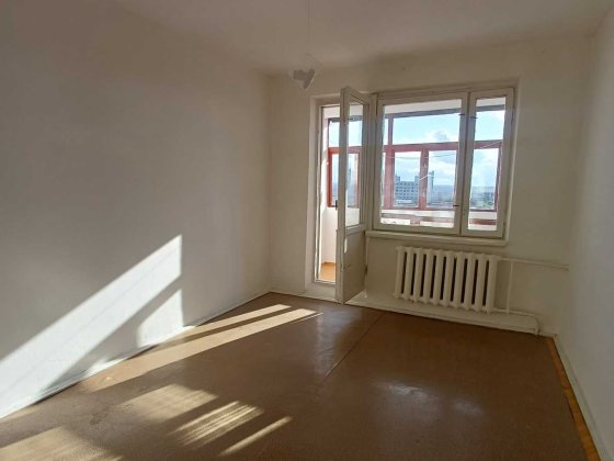 3 кімнатна на Комарова Черновцы