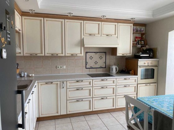 Квартира з ремонтом, меблями і технікою Чернигов