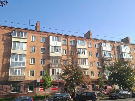 Центр!Продаж 2-х кім.квартири у центрі м.Чернігова! Чернигов