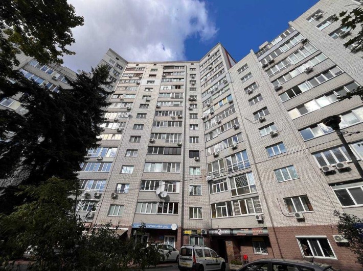Продажа 2 кім. квартири 79м2 вул. Шевченка 32 - фото 1