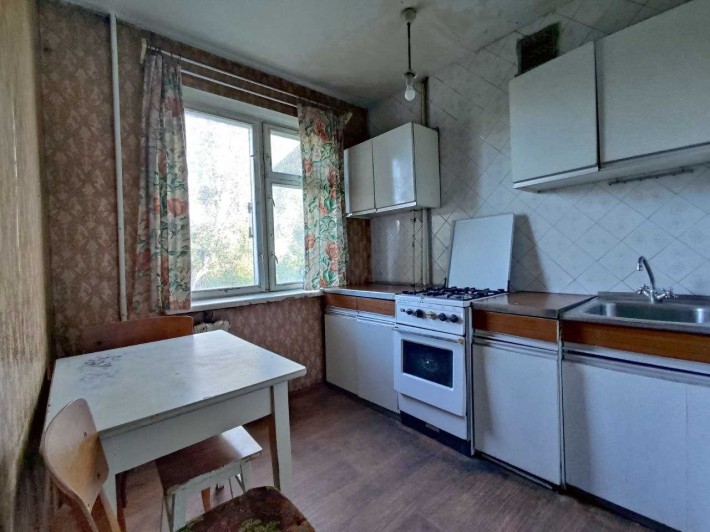 Продаж компактної бюджетної 3-кімнатної квартири в р-ні м'ясокомбінату - фото 1