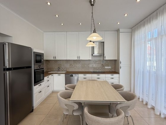 Продаж чудової 2-х ярусної квартири. Ужгород