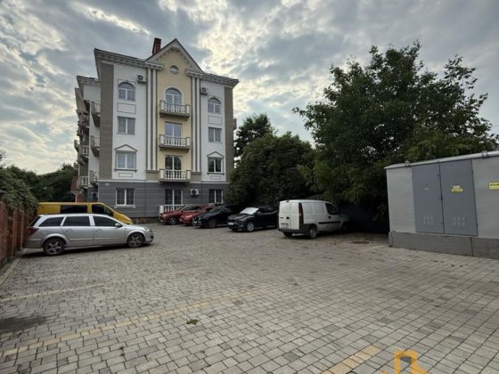 Продаж 1-кімнатної квартири ЖК Паннонія Центр Ужгород