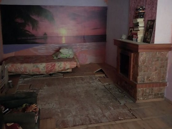 2 кімнатна квартира , з двориком, під ремонт, центр! Чернигов