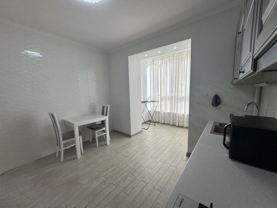 Продам здану 1 кімн новобудову, рн Майдану Черновцы