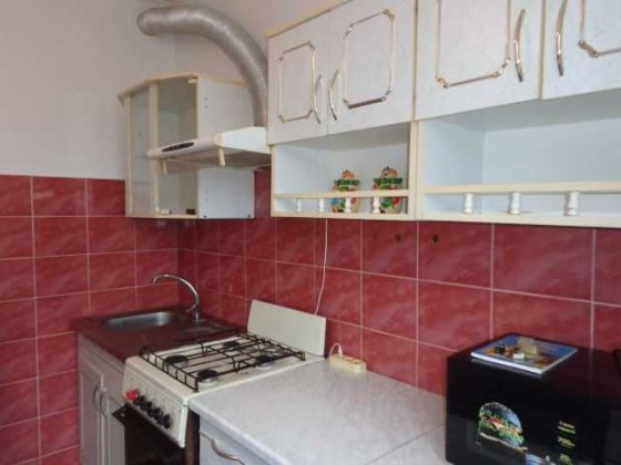 В м. Ужгороді продам хорошу 2-кімнатну квартиру в хорошому районі! Ужгород