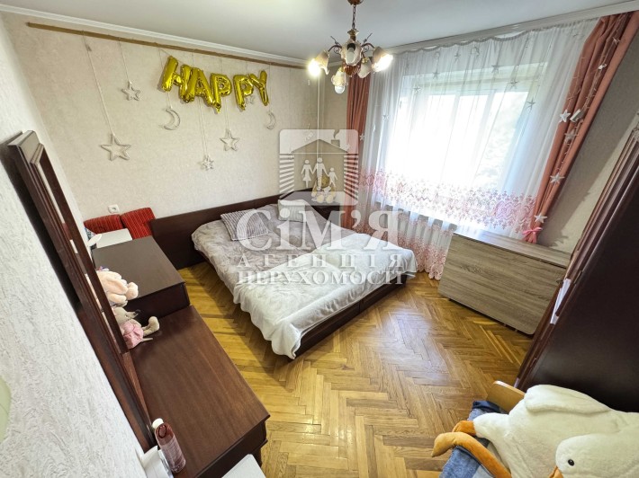 Продам 3-к квартиру окремі кімнати в цегляному будинку в р-ні Урожай - фото 1