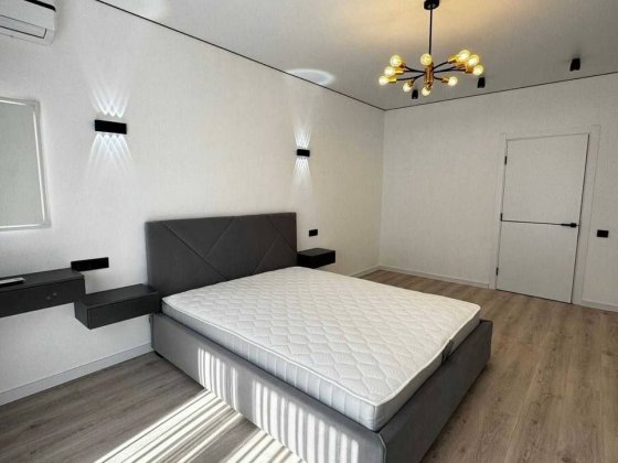 Продам 1 кімнатну Новобудову в спальному районі Черновцы