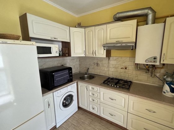 Продаж 1кім квартири , Боздош Ужгород