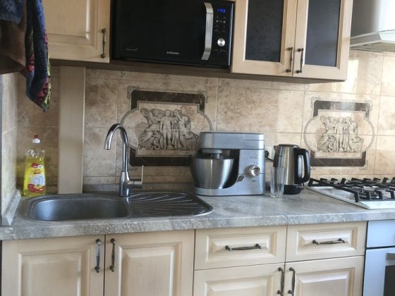 Продам 1 кім квартиру з ремонтом Чернигов