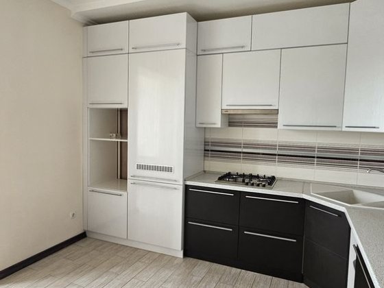 Продається  2-х кімнатна квартира район Рязань Черновцы