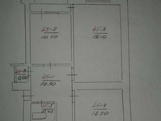 Продаж 3 Кімнатна ЧЕШКА, ВЛАСНИК КОМАРОВА буд 19-21 Черновцы