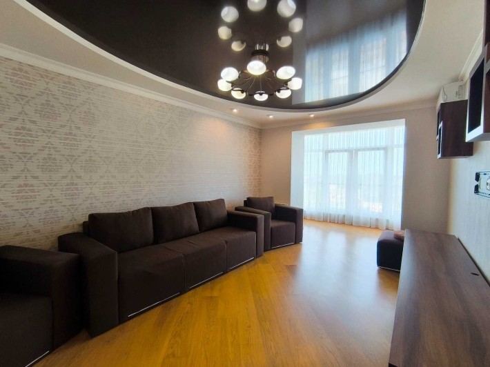 Продається трикімнатна квартира на Ближньому Замості - фото 1