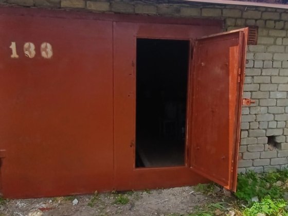 Продам гараж в кооп .Темп 1 за Бамовським мостом. потребує ремонту дах Олександрія