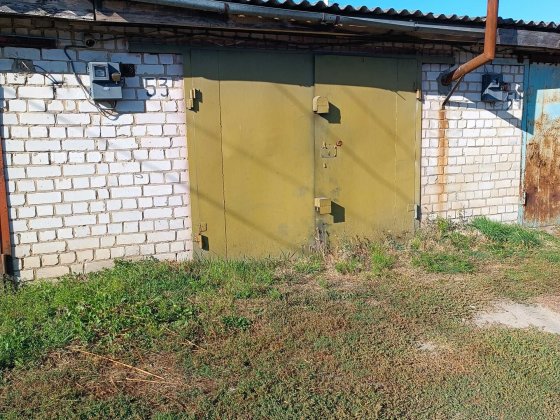 Продам цегляний гараж Глухів