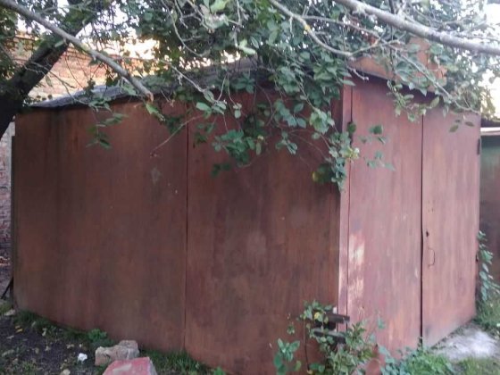 Гараж металевий з погребом Городище