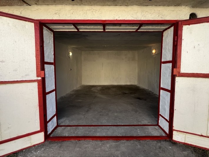 Продам капітальний гараж на масиві Мʼясокомбінат «Самобуд» - фото 1