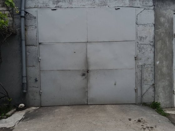 Продаю гараж на дві легкові машини, або під бус Каменец-Подольский