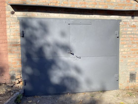 Продам Гараж (Центр міста) Терміново Лубны