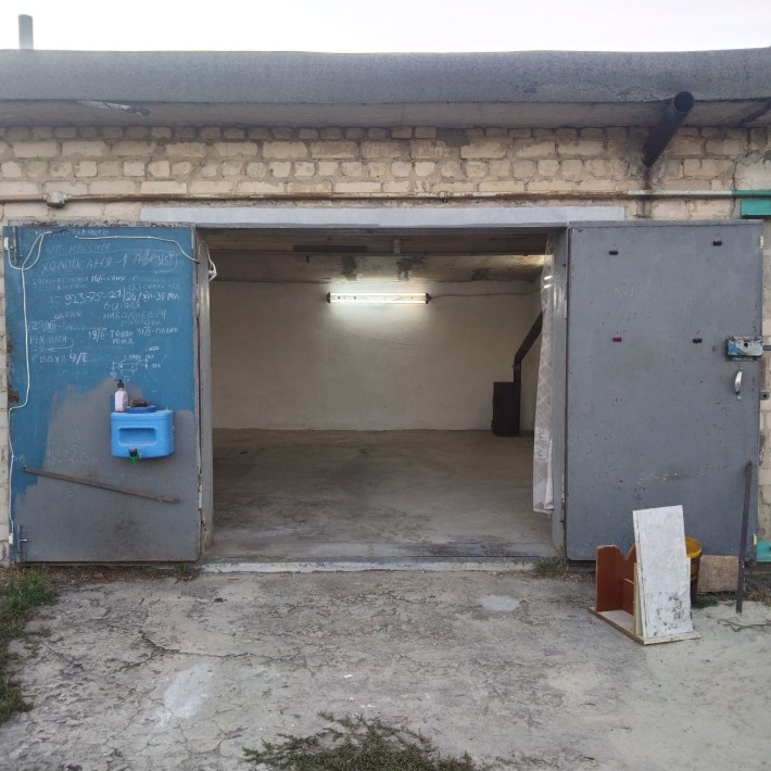 Продам гараж на ПХЗ за 11 школой - фото 1