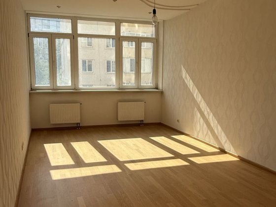 Продається 1кімн квартира Проспект Черновцы