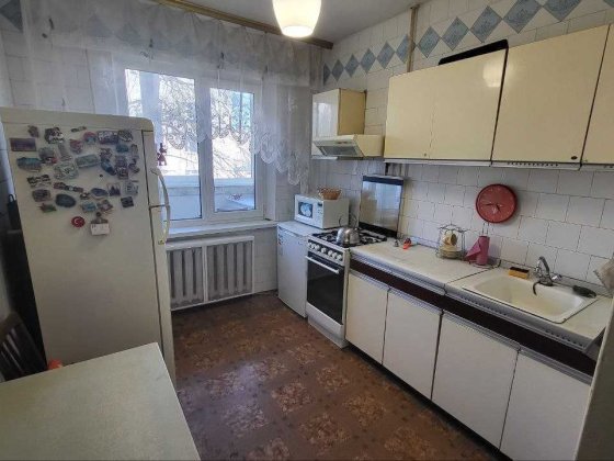 !!! Гарна локація. 3х кімн.кв. вул.Мстиславська 42 (ЦЕНТР) Чернигов