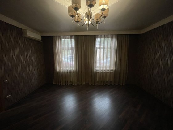 Продаж 3-х кімнатної квартири вул.Вокзальна Черновцы