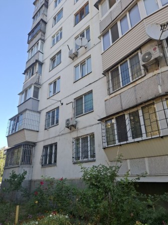 Продам квартиру ул. Радужная 19 рядом  озеро - фото 1