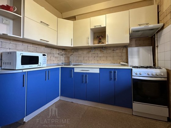 Продам 2-х кімнатну квартиру метро Лівобережна - 10 хвилин Киев