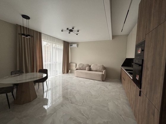 БЕЗ КОМІСІЇ Продаж 1,5 кімнатної квартири у ЖК Сенк, вул. Собранецька Ужгород