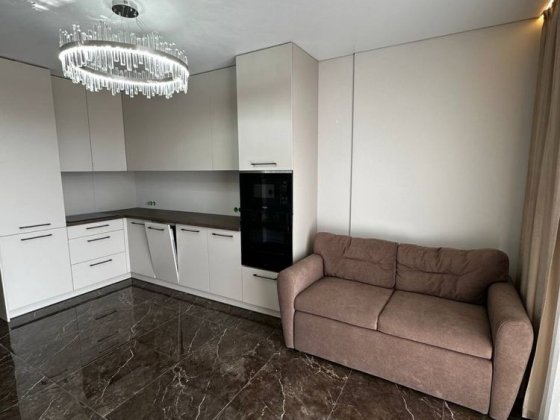 Продається 1,5 кім квартира на радіщева Ужгород