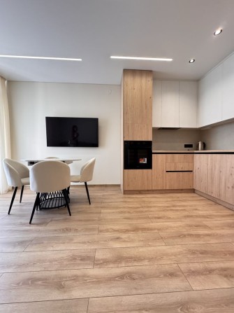 Продається Нова однокімнатна квартира. Неподалік центру. - фото 1