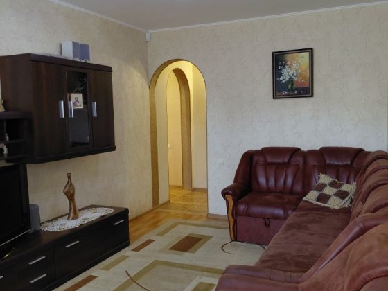 Продаж 4-кімнатної квартири Чернигов