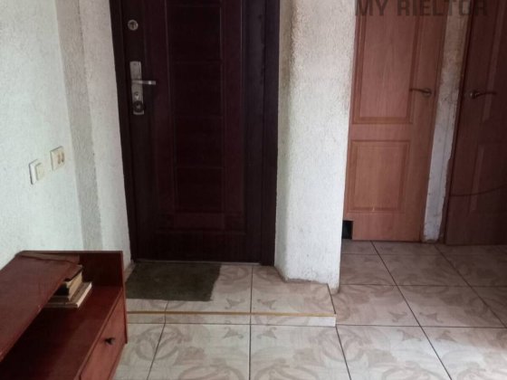 Продаж трикімнатної квартири по вул.Грушевського Ужгород