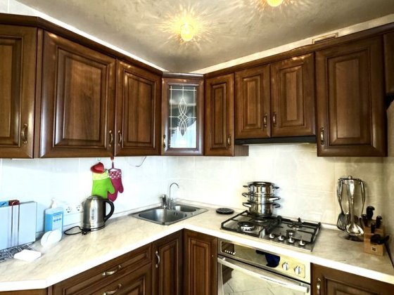 Продаж 3 кімнатної квартири в центрі Чернігова Чернигов