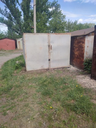 Продам або здам гараж р-н горбатого моста - фото 1