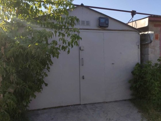 Продается металлический гараж в ГК Металлург Бровары